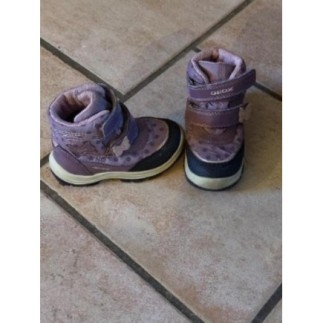 Paire de chaussures Geox...