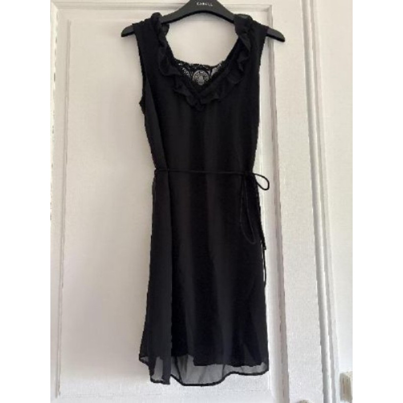 NAF NAF - Robe légère noire avec ceinture fine - Taille 36