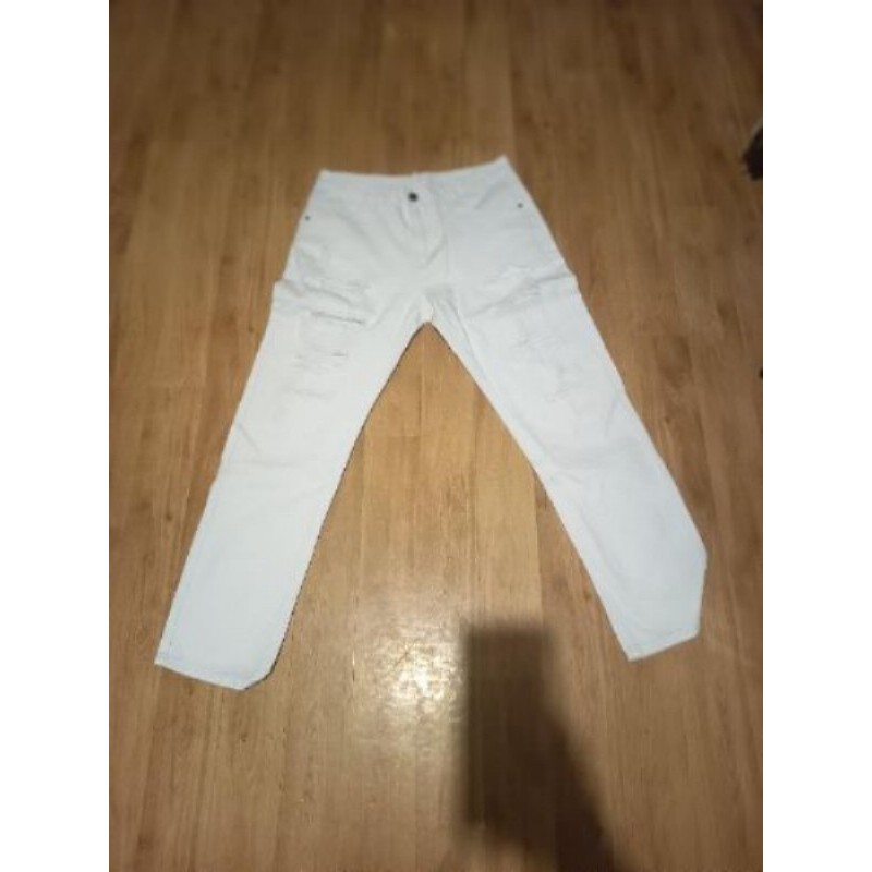 Jeans Blanc Taille 40 troué 