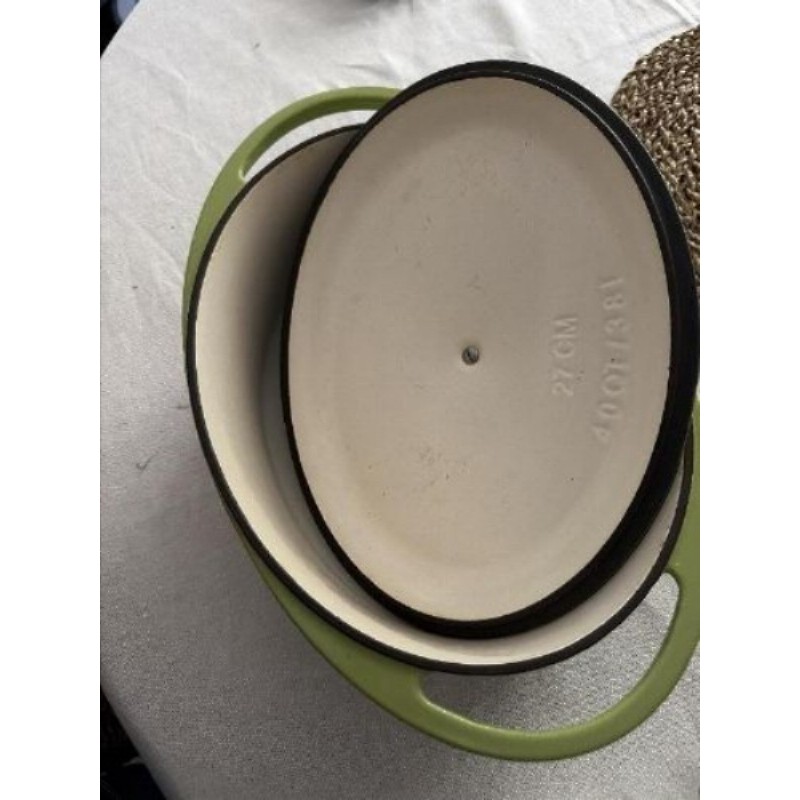 Cocotte en fonte vert