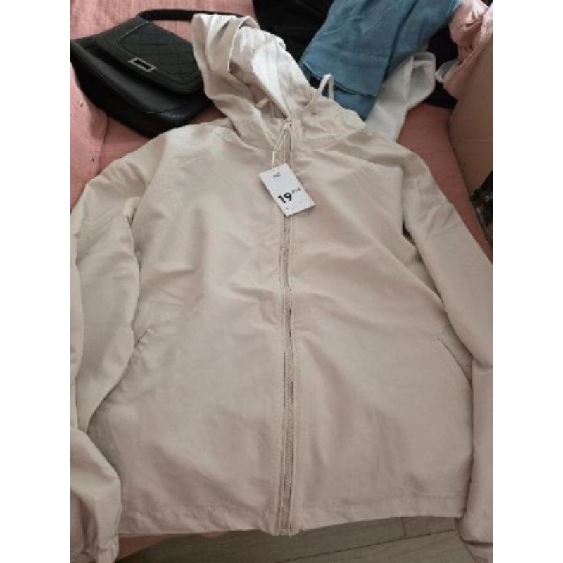 Parka beige  taille xl mo neuf 