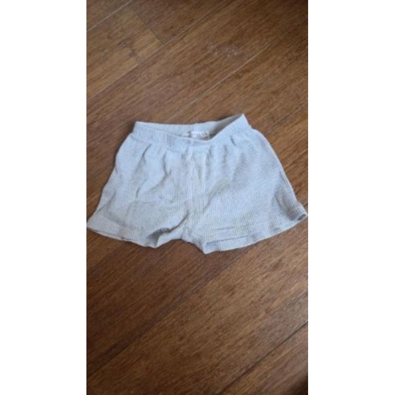 Short ZARA   bleu clair 6-9 mois