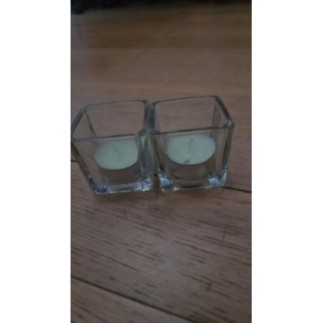 2 bougeoirs carrés + bougies 