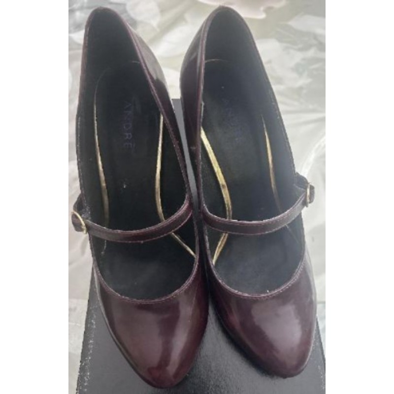 Chassures à Talon marque André, Taille 38