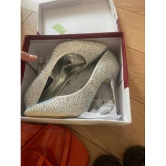Talons argentés pointure 37