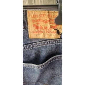 Levis taille 28