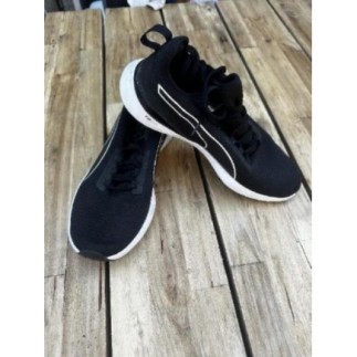 Puma blanche et noir Taille 38