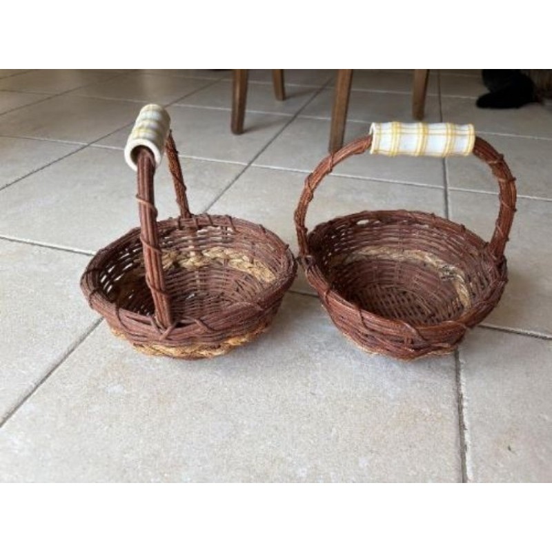 Lot de 2 petits paniers en osier