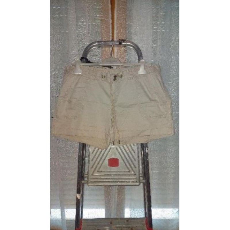 Short beige, T. 42