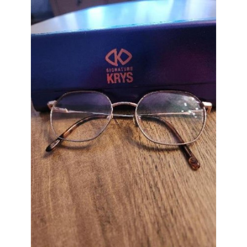 Lunettes pochette violette