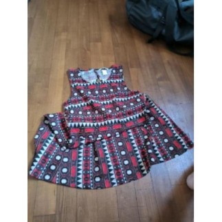 Robe H&M. Dos nu. État...