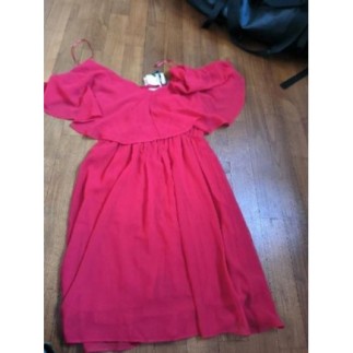 Robe rouge . Neuve. Naf Naf...