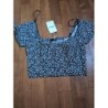 Crop top fleuri. Neuf. Jennyfer. Ts