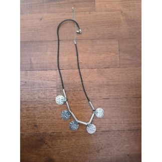 Collier argenté 