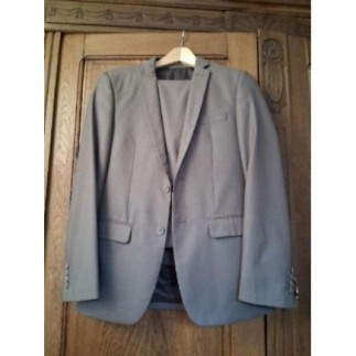Costume homme gris clair...