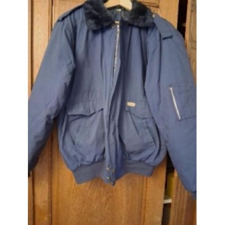 Blouson bleu marine taille...