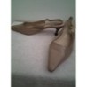 Souliers beiges à talon cuir p 38
