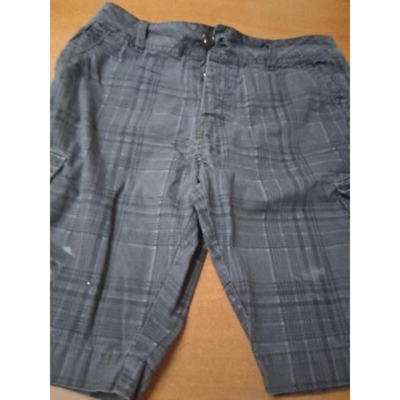 Short homme gris à carreaux taille 40 