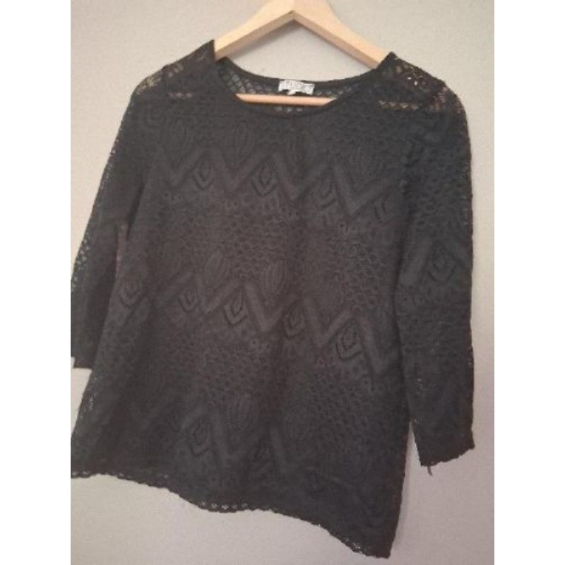 Haut femme longues manches en dentelle noir taille S