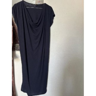 Robe fluide bleu roi foncé...