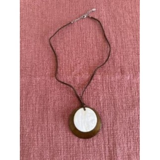 Collier cuir et nacre