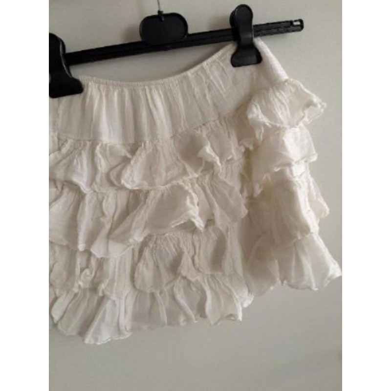 Jupe courte été froufrou blanc