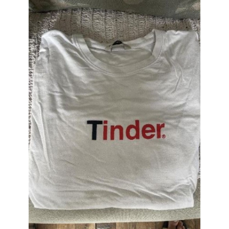 T-shirt blanc ElevenParis TINDER L