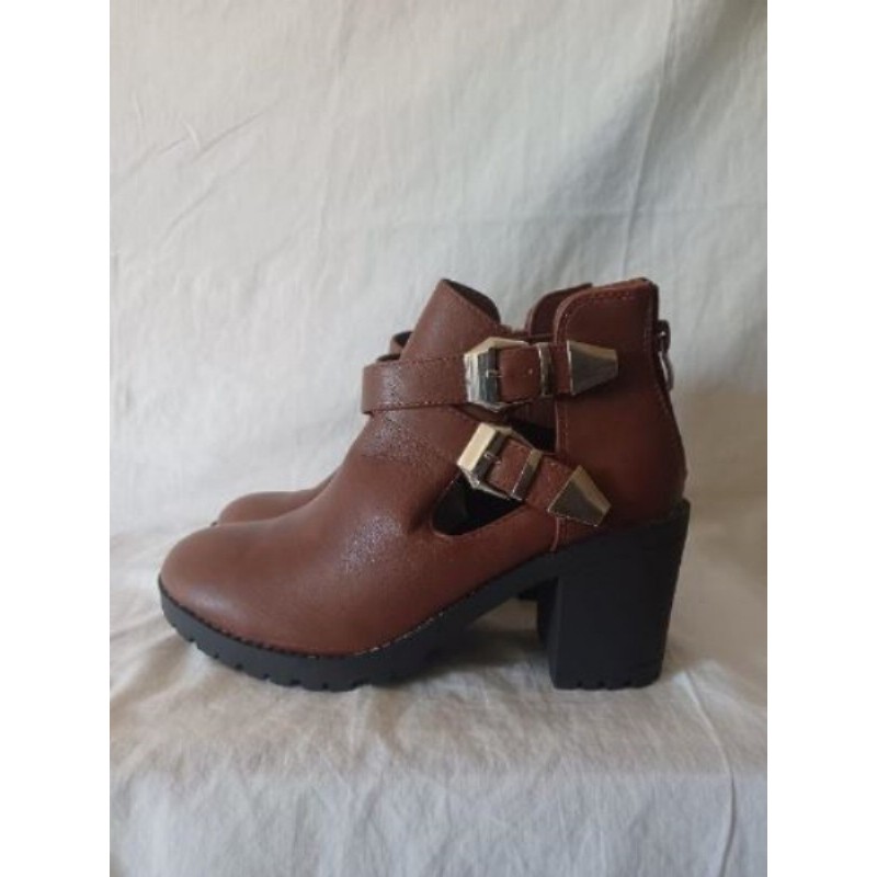 bottines marron et noir boucle 36