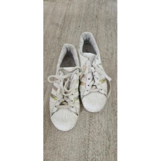 Basket adidas blanche...