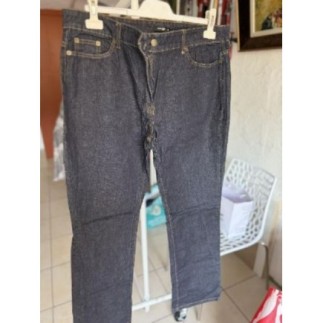 JEAN BLEU TAILLE AUTRE TON...
