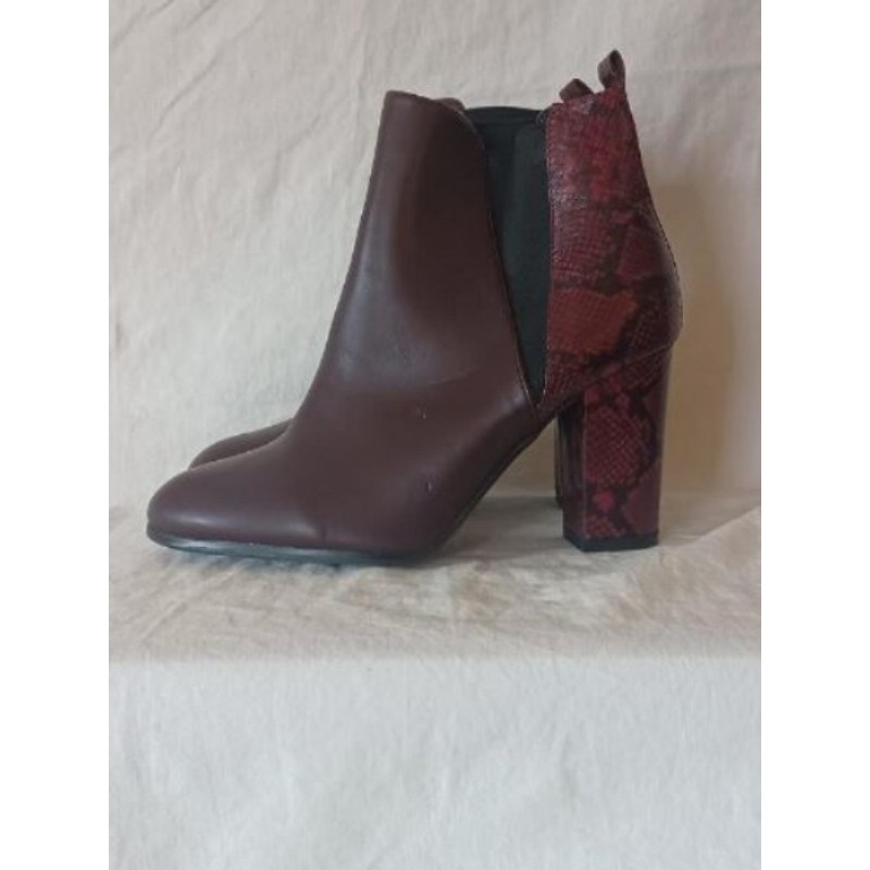 Bottines motif serpent rouge 40