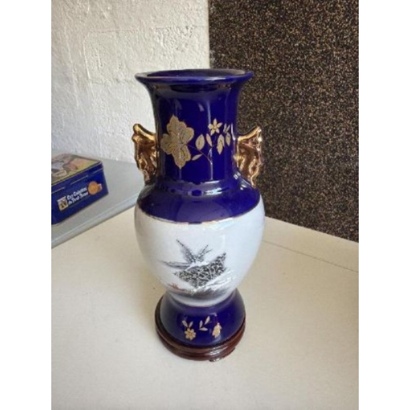 Vase déco bleu blanc anse doree