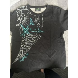 TEE shirt 8 ans 