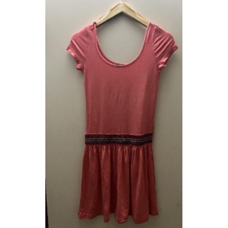 Robe rose avec ceinture ventrale T34/36