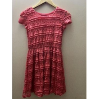 Robe rose à dentelle 152cm