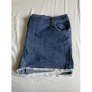 Short en jean ourlet...