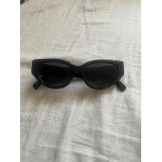 Lunettes de soleil monture noire 