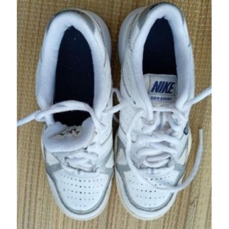 Tennis Nike 36