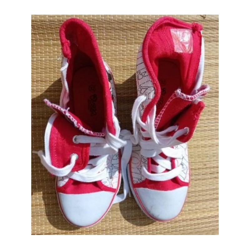 Basket montantes toile lacets et zip  Pucca Taille 32