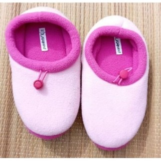 chaussons enfant neufs...