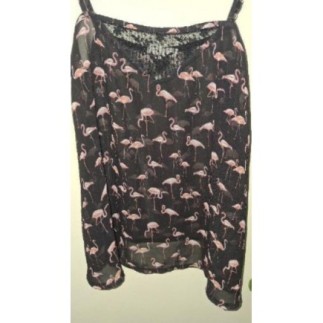 Top noir avec flamingo rose...