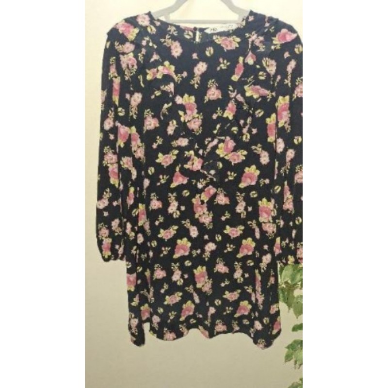Robe noire fleuri Zara taille M