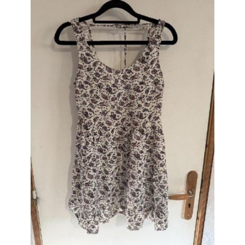 Petite robe courte taille 1