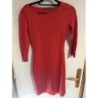 Superbe robe taille S Alice + Olivia rouge corail, élégante et originale. Dos ajouré avec double fer