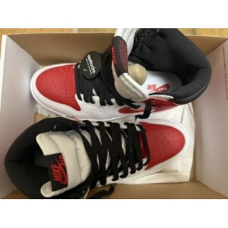 Nike Air Jordan 1 Mid Chicago – Taille 41 –  neuves