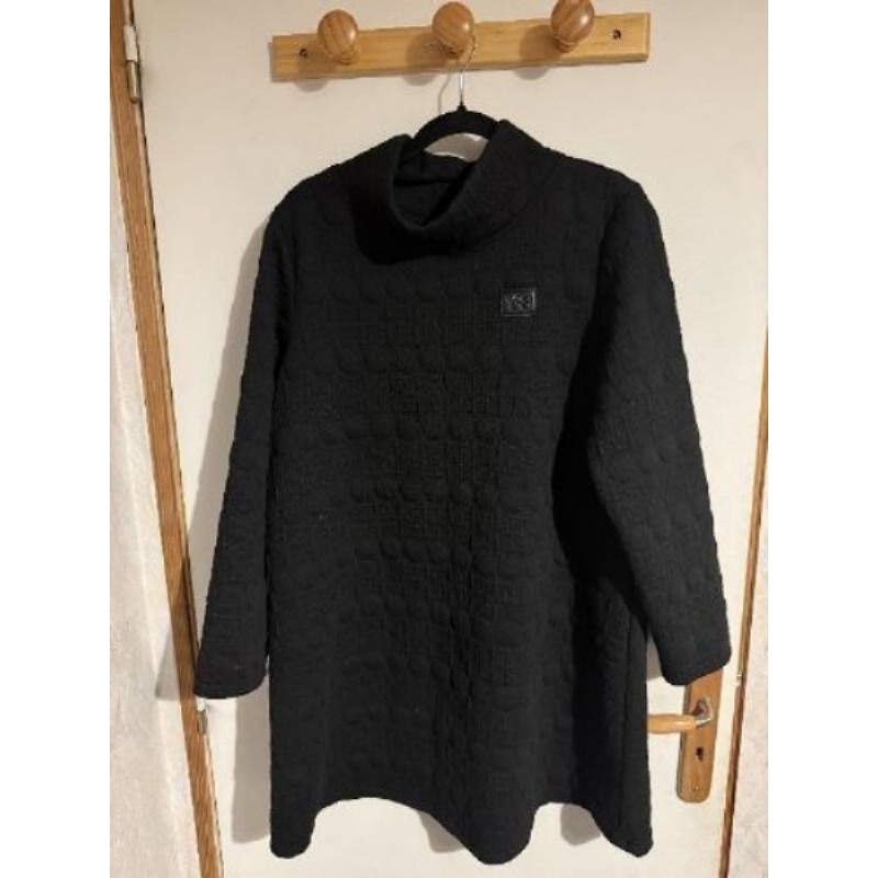     Robe pull Zanzea noire col roulé texturée – Taille L