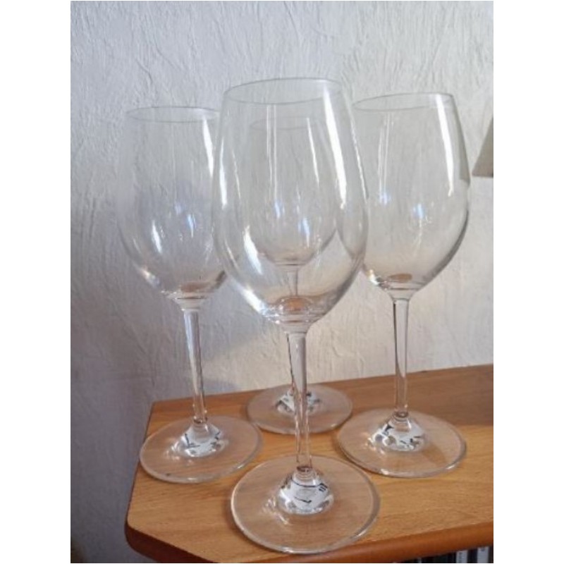 4 verre à vin plastique 