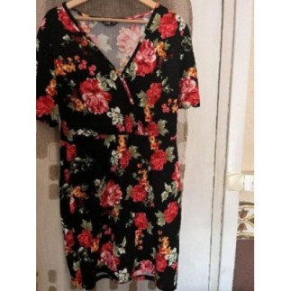 Robe fleurie noir