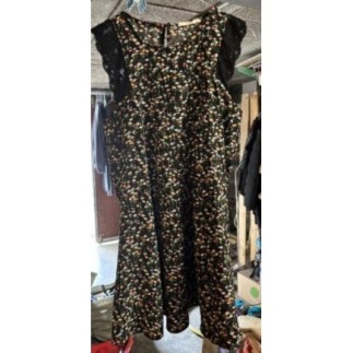 Robe fleurie taille M 