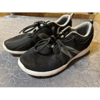 Baskets noires taille 39